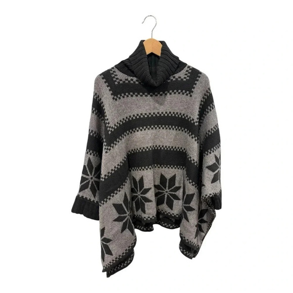 525 America Cashmere Wool Blend Turtleneck Poncho - Picture 1 of 7